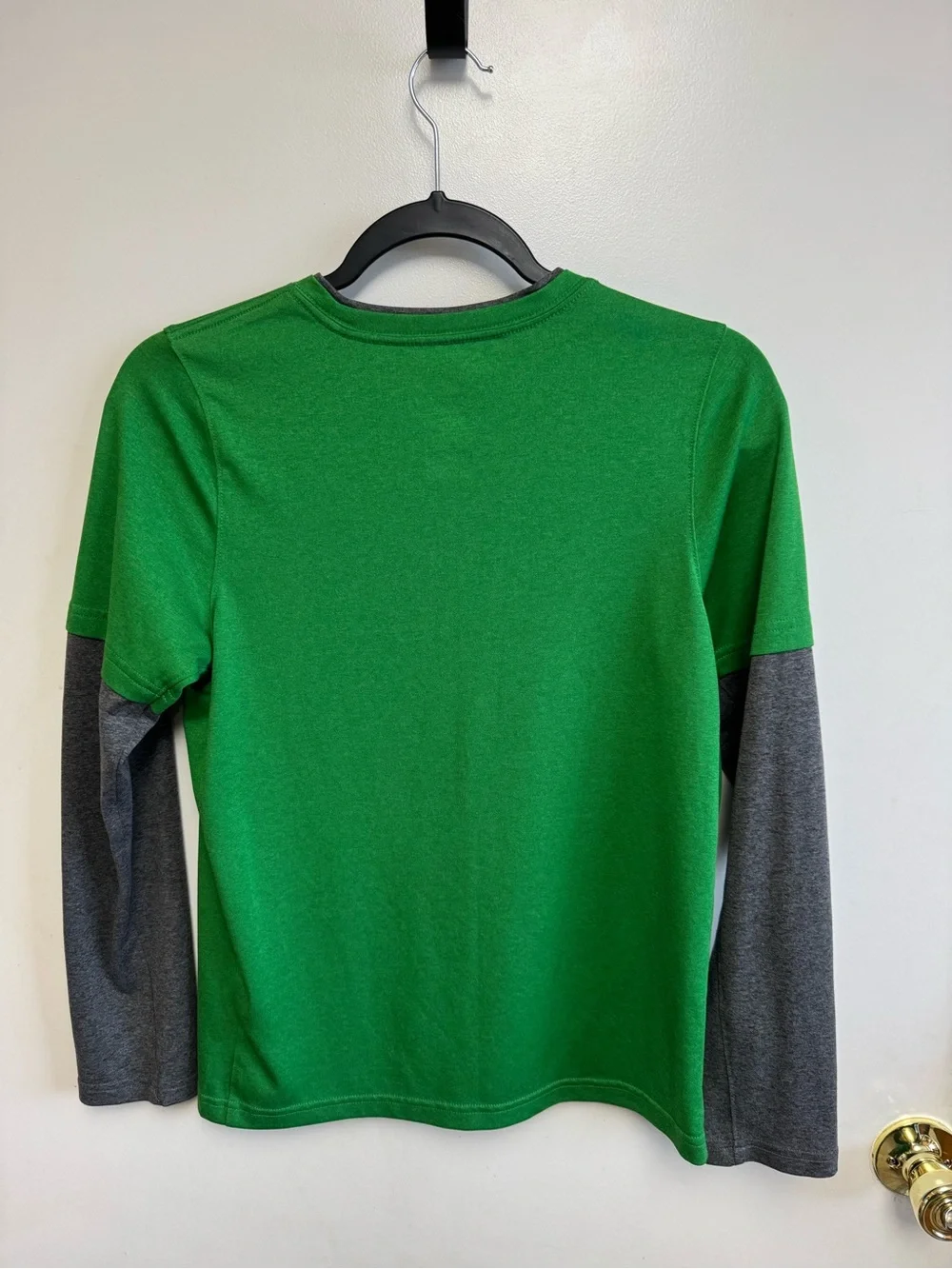 Nike Oregon Ducks Dri-FIT 2-in-1 Layered Long Sleeve Shirt Green Gray Youth L